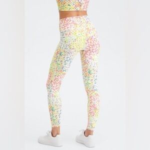 Fabletics Define PowerHold® High-Waisted 7/8 Legging in Patchwork Daisy